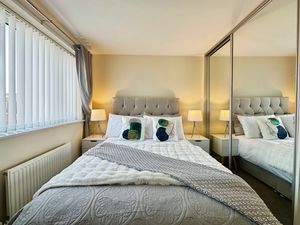 Master Bedroom - click for photo gallery